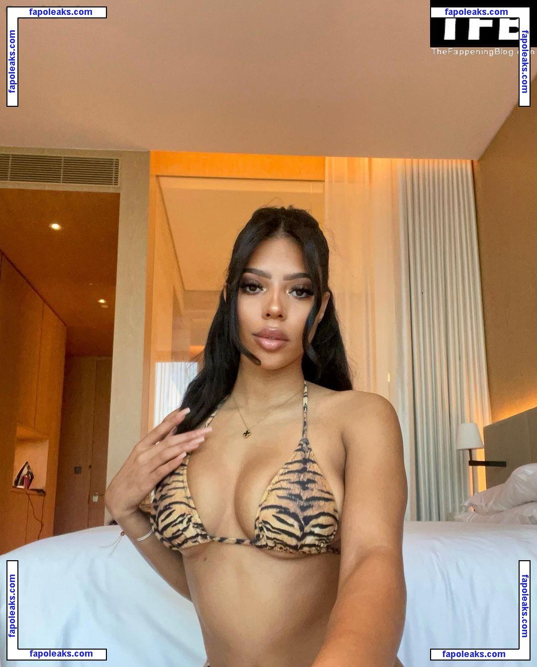 Amber Beckford nude photo #0030 from OnlyFans