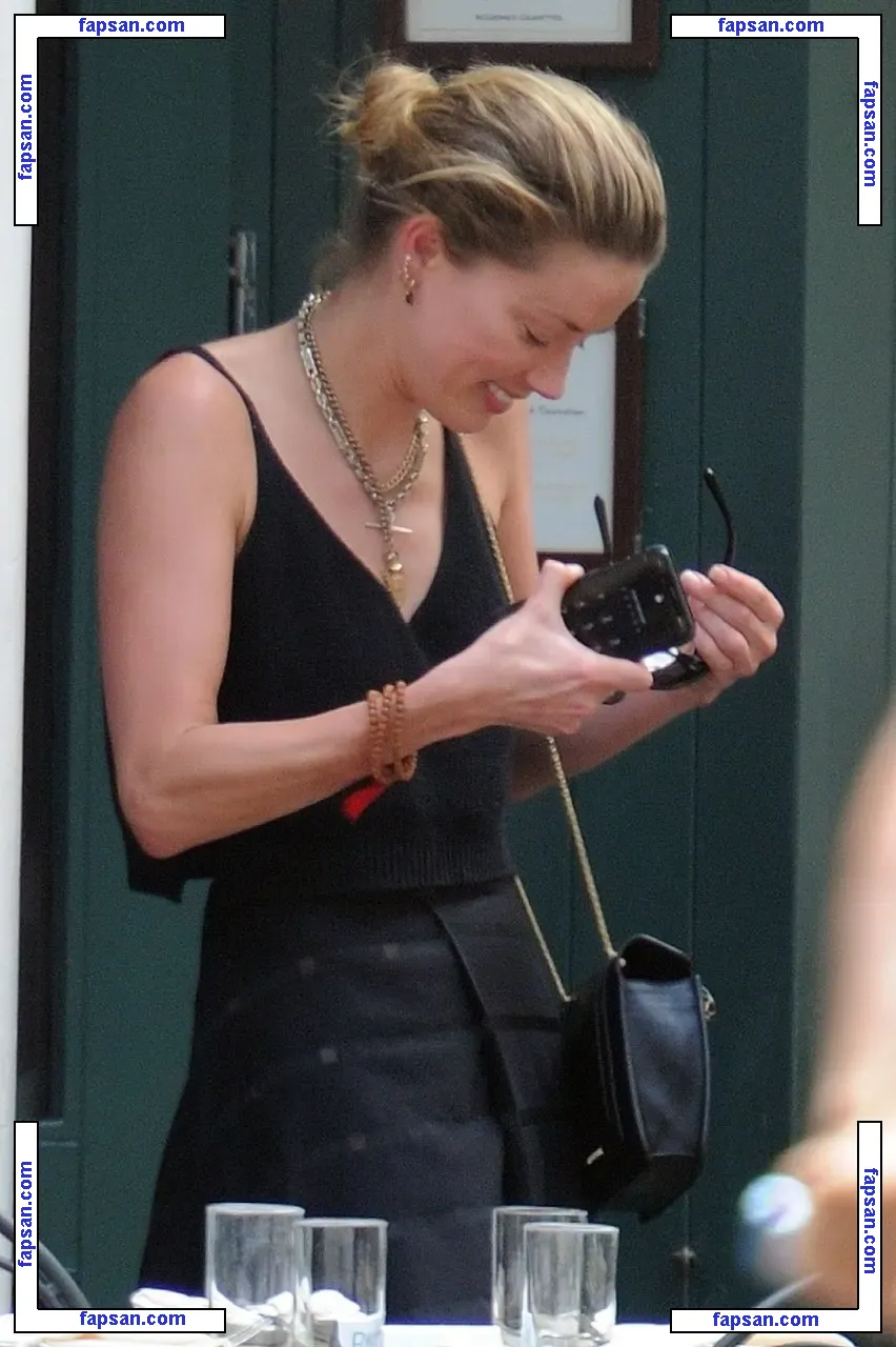 Amber Heard nude photo #0344 from OnlyFans