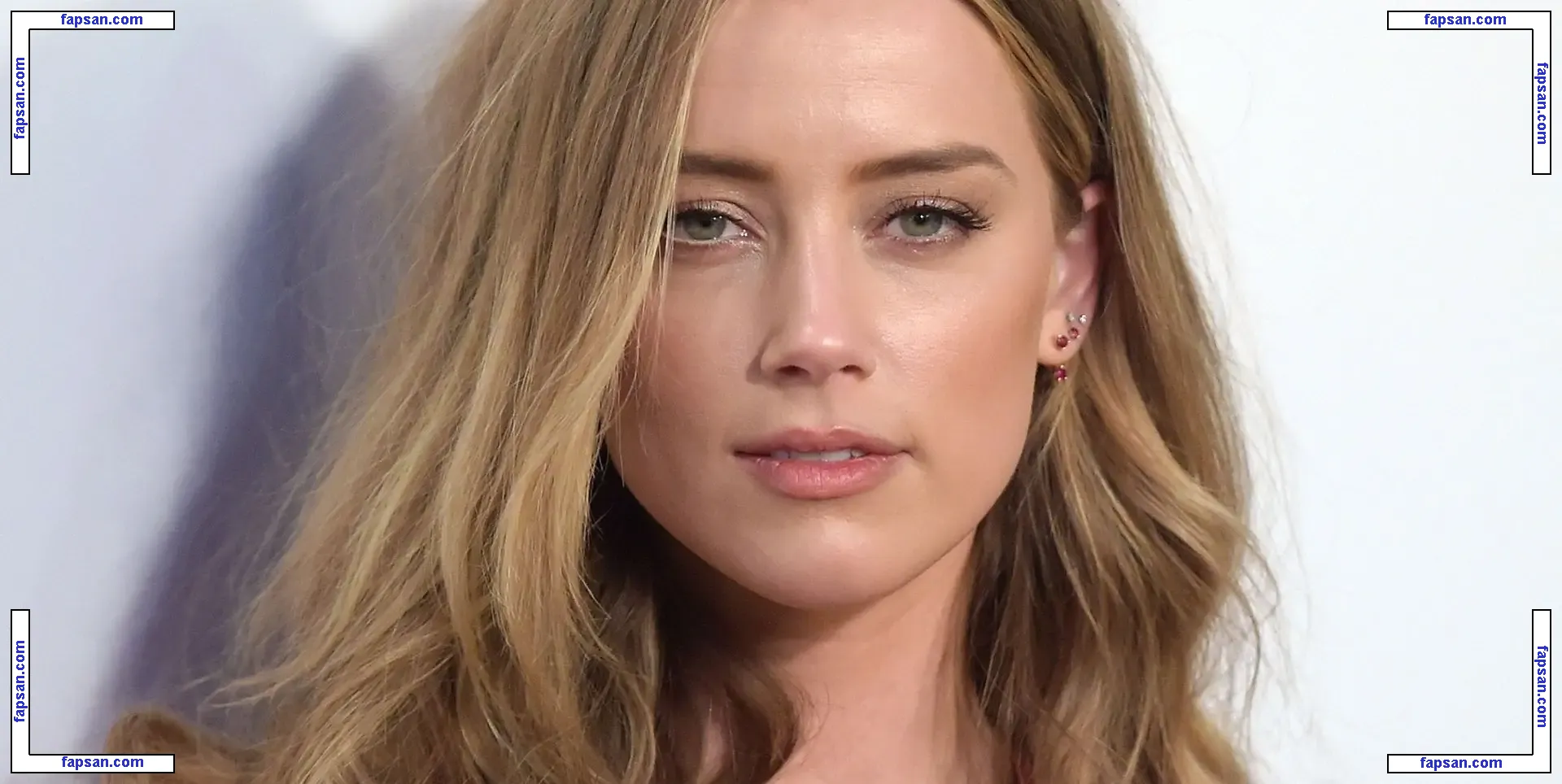 Amber Heard nude photo #0573 from OnlyFans