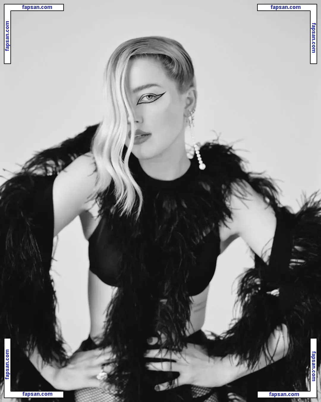 Amber Heard nude photo #1004 from OnlyFans