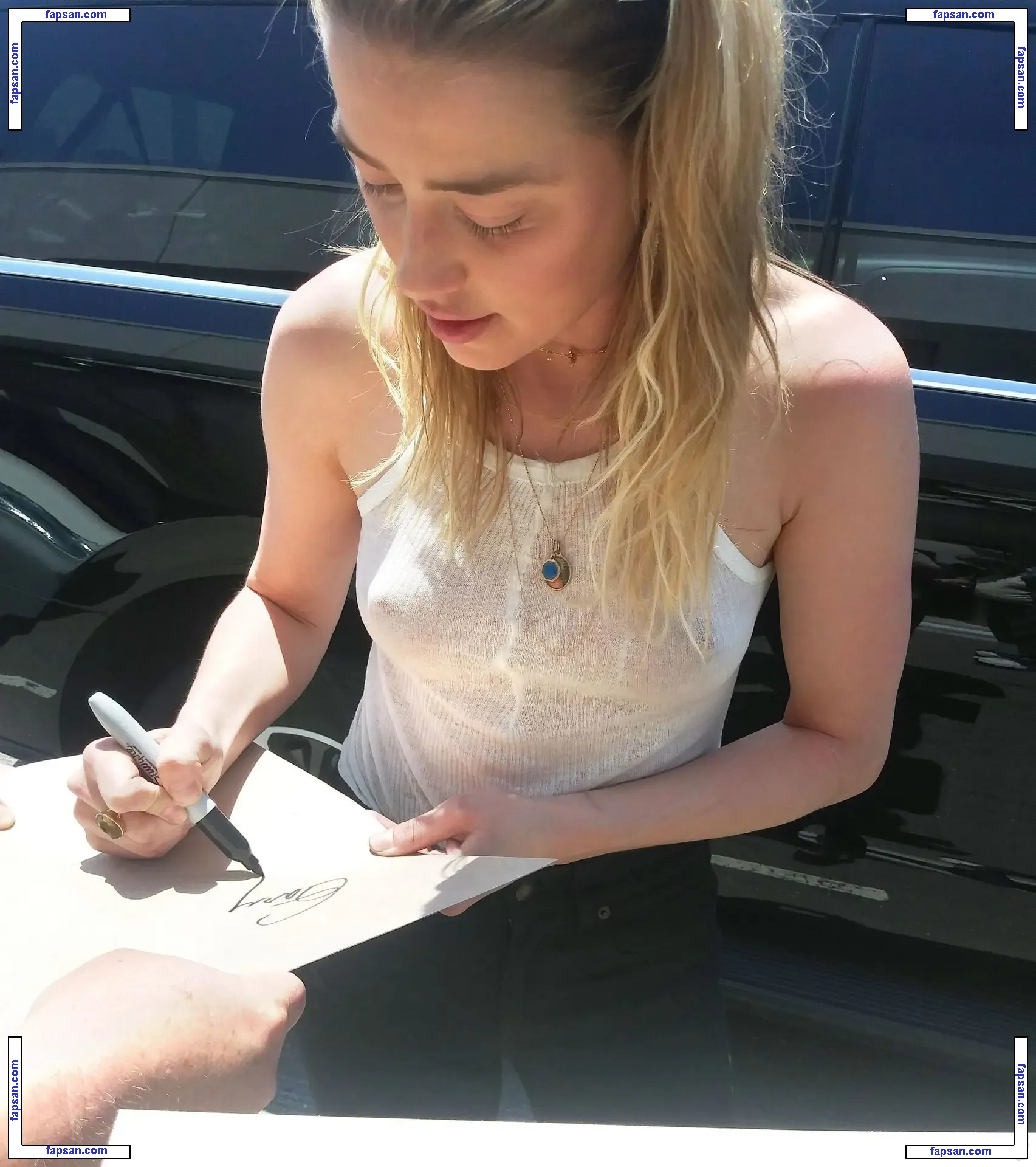 Amber Heard nude photo #1072 from OnlyFans