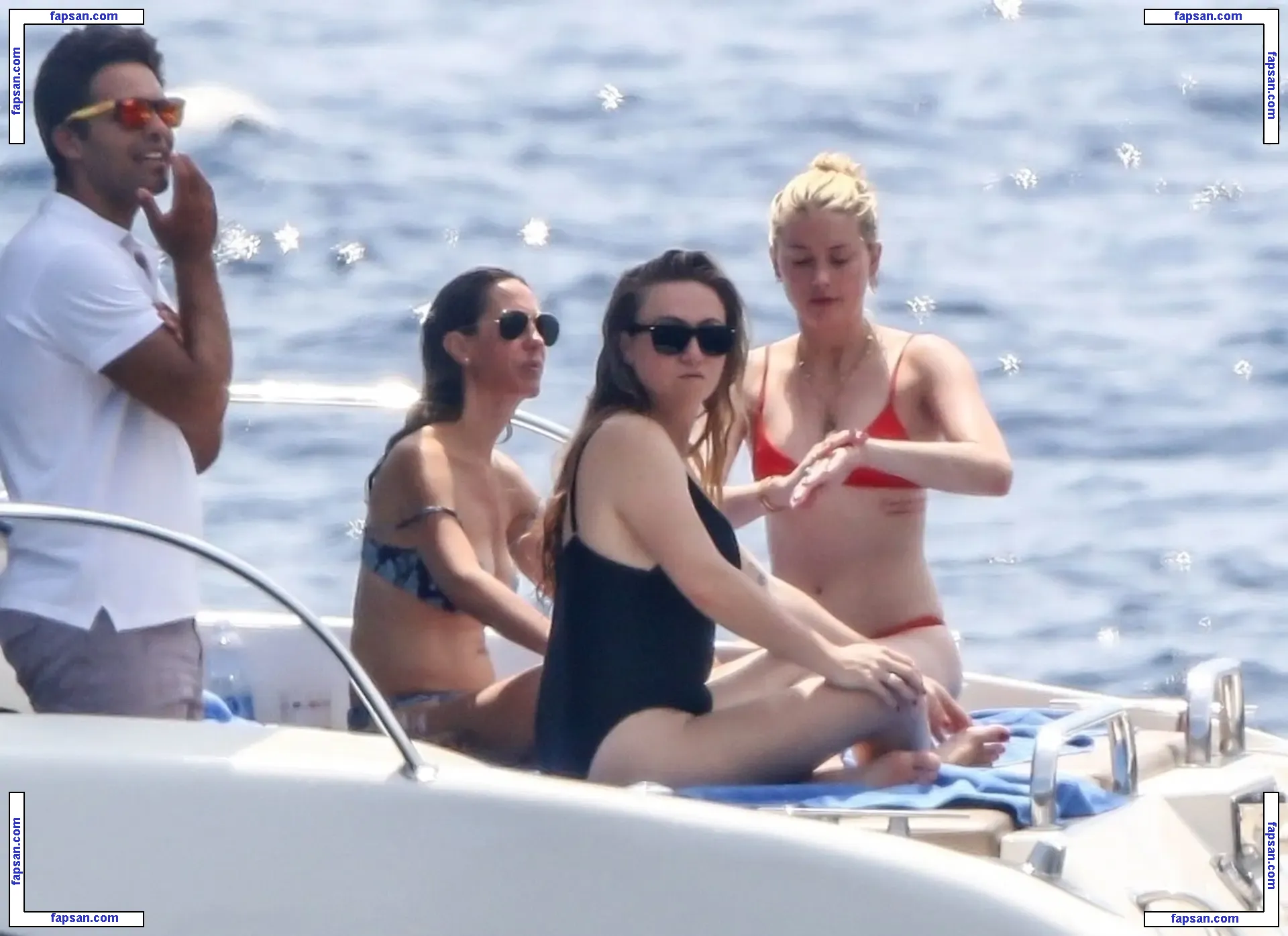 Amber Heard nude photo #1084 from OnlyFans