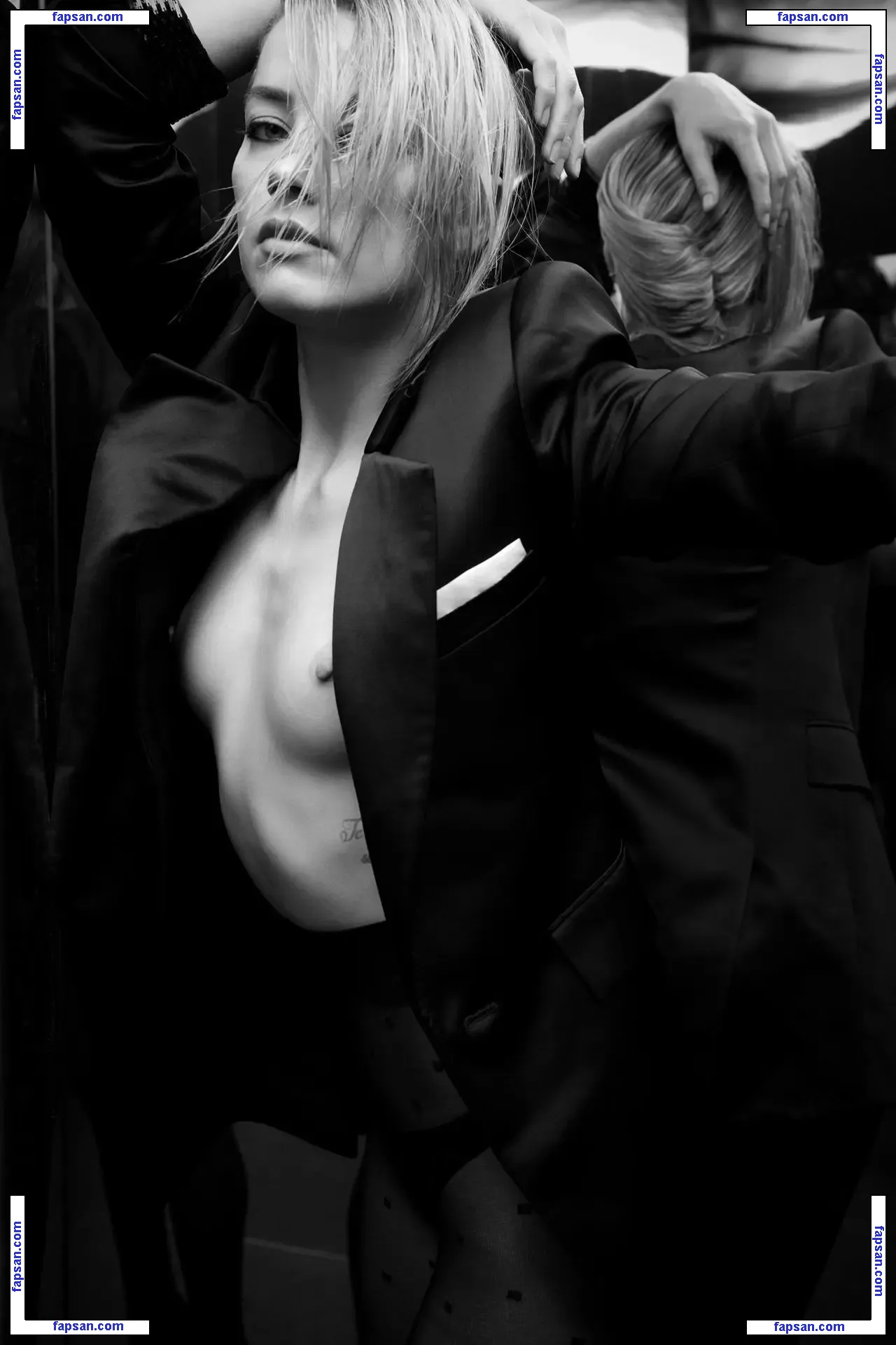 Amber Heard nude photo #1175 from OnlyFans