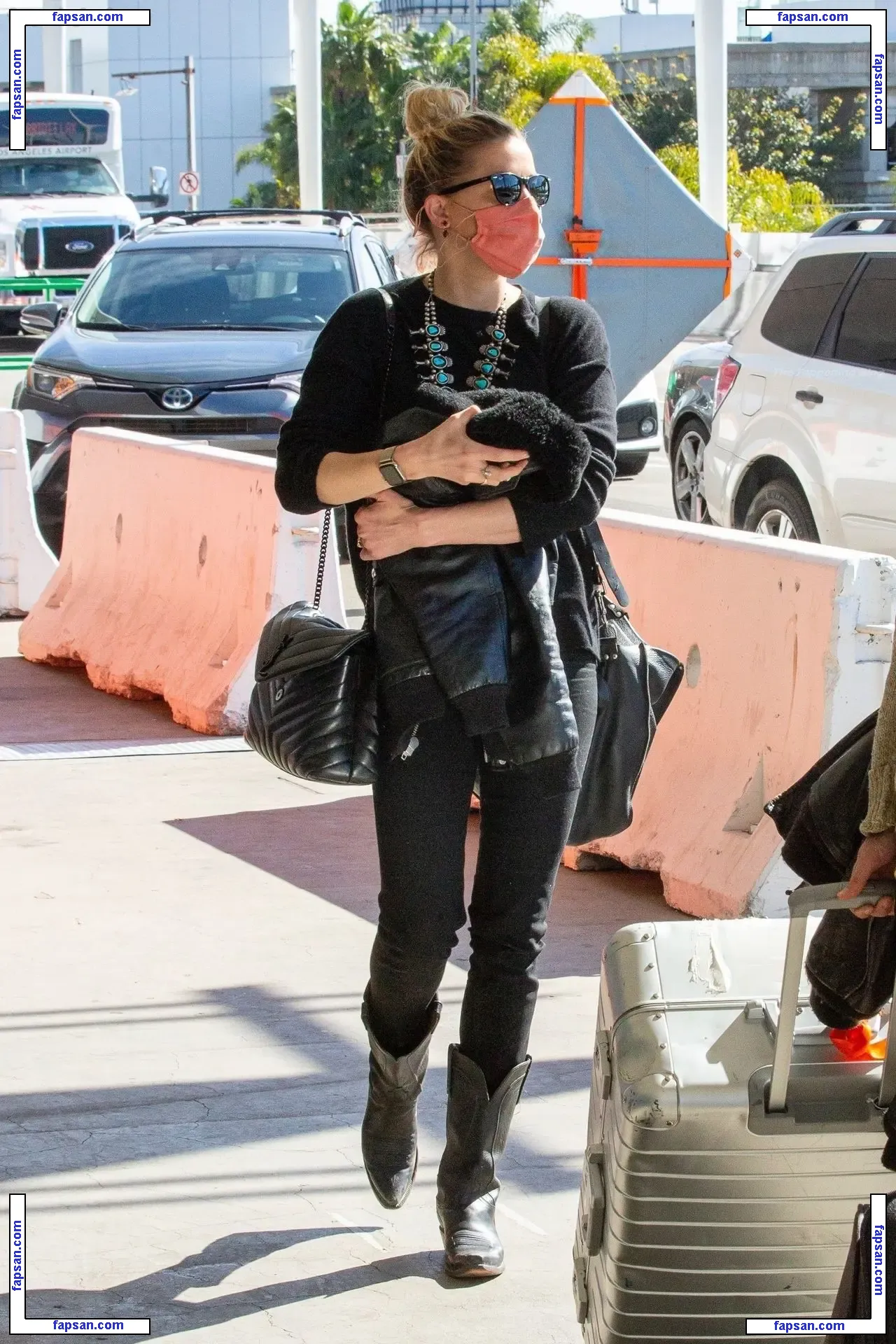 Amber Heard nude photo #1426 from OnlyFans