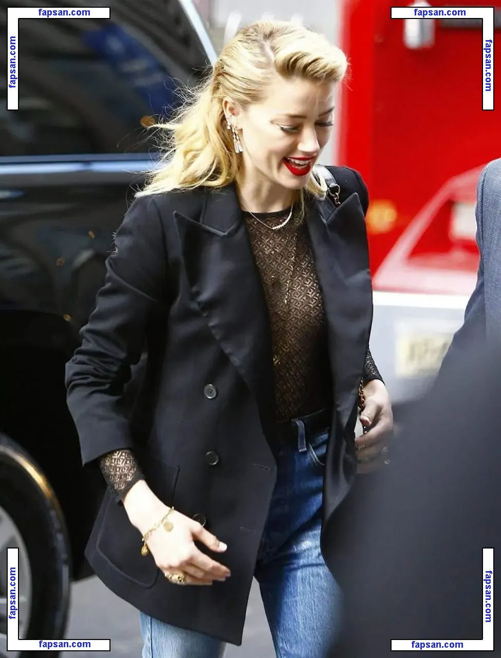 Amber Heard nude photo #1635 from OnlyFans