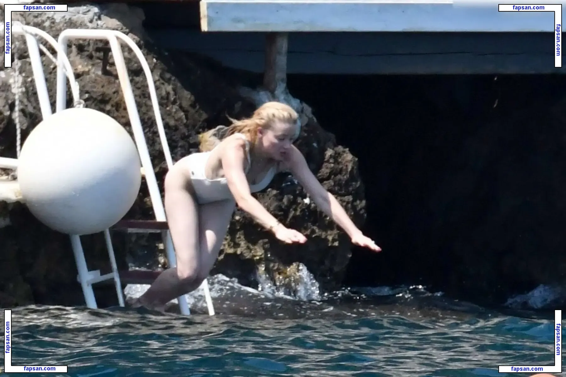 Amber Heard nude photo #2146 from OnlyFans