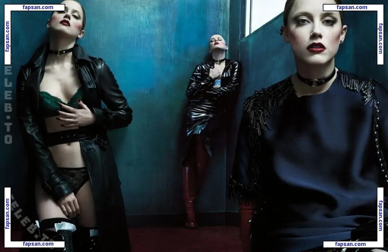 Amber Heard nude photo #2167 from OnlyFans