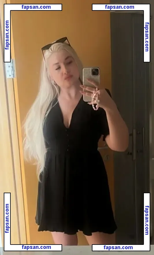 Amber Koltzow Bastick nude photo #0010 from OnlyFans