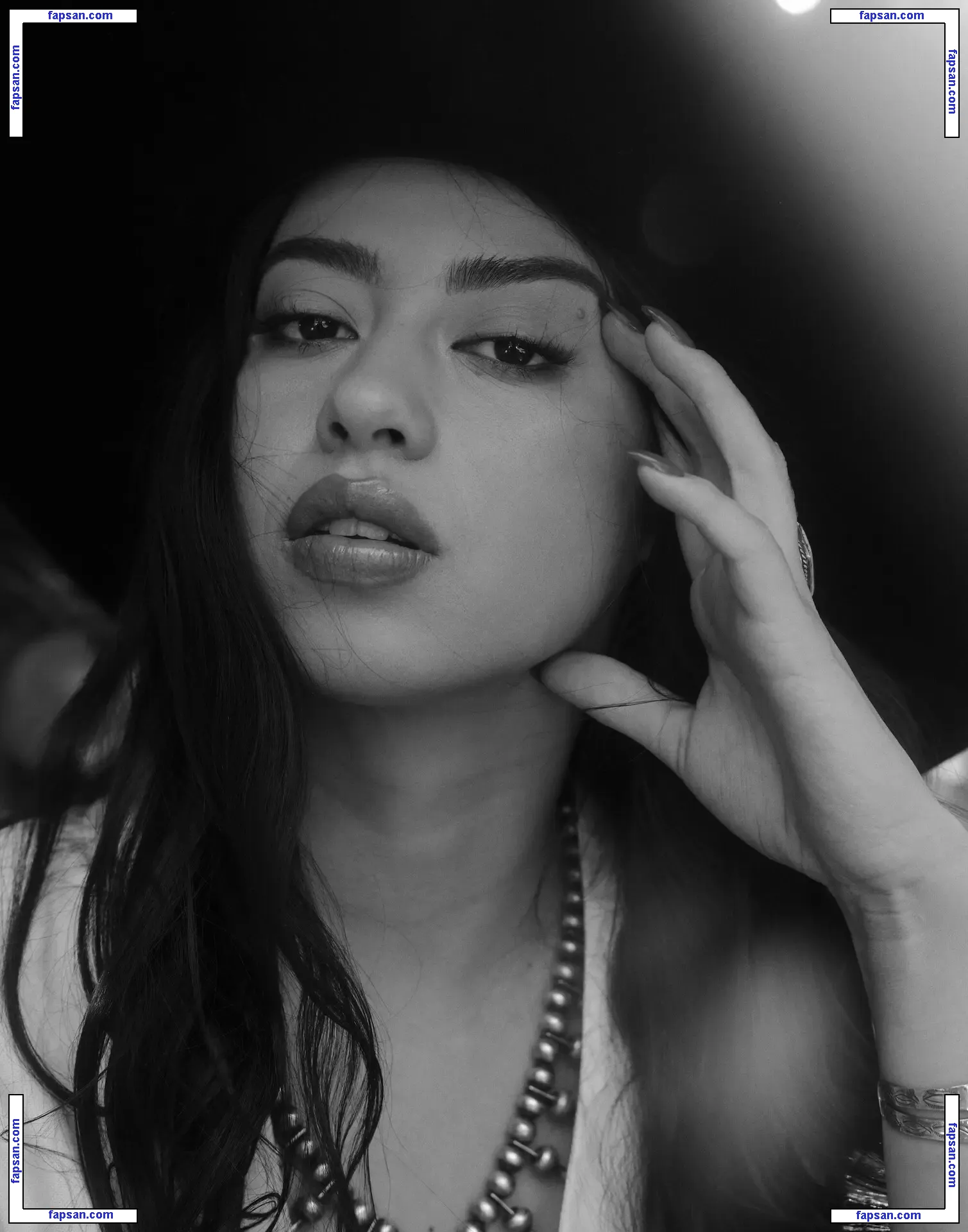 Amber Midthunder nude photo #0228 from OnlyFans