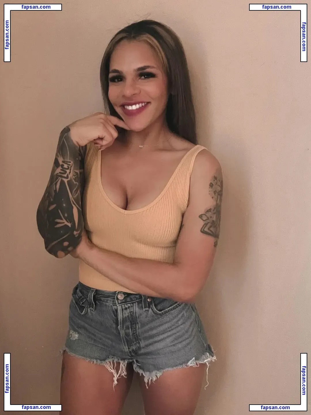 Amber Reacts nude photo #0001 from OnlyFans