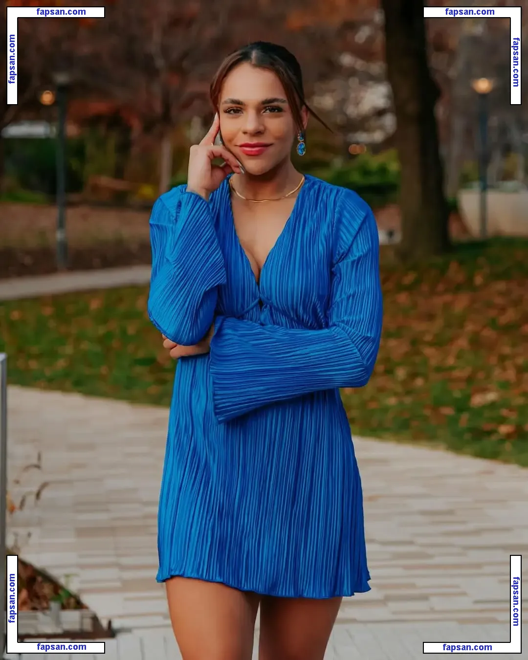 Amber Reacts голая фото #0016 с Онлифанс