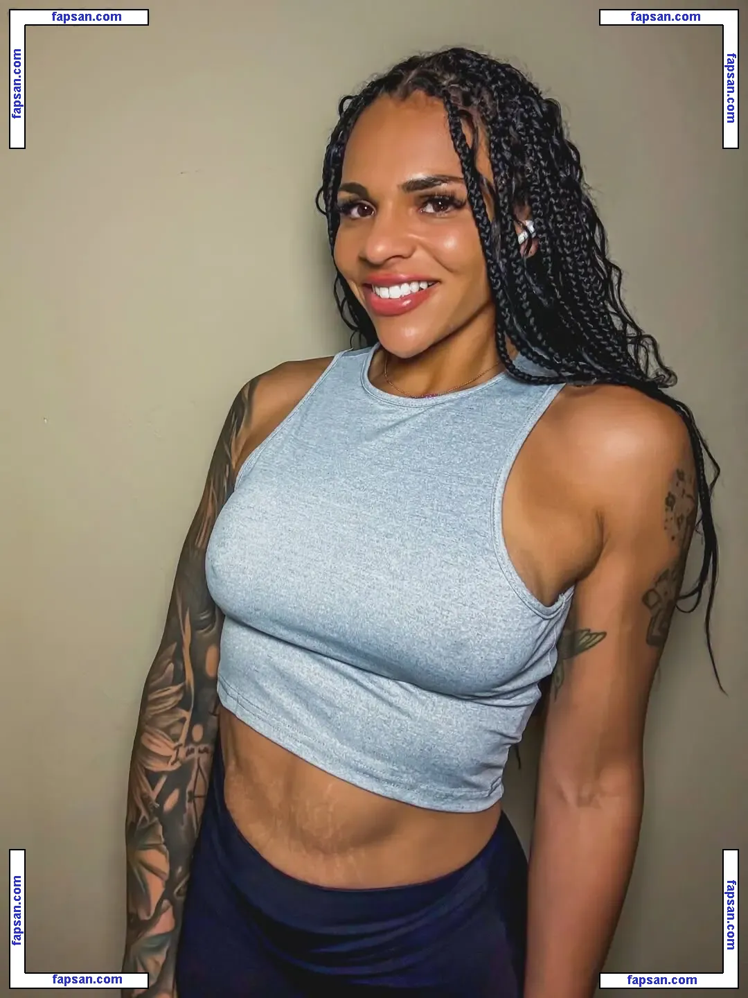 Amber Reacts голая фото #0020 с Онлифанс