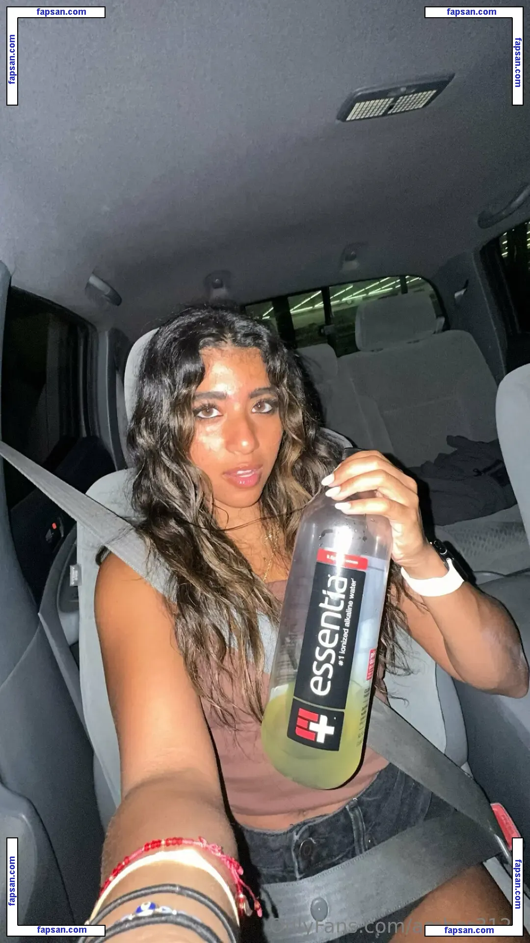 amber3124 nude photo #0023 from OnlyFans