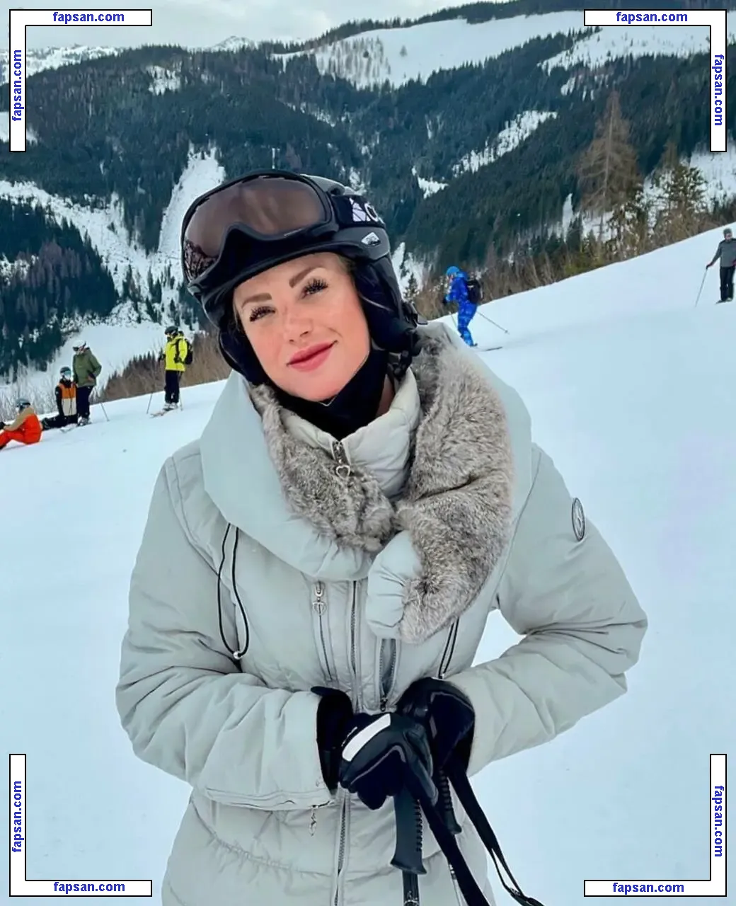 amber6009 nude photo #0028 from OnlyFans