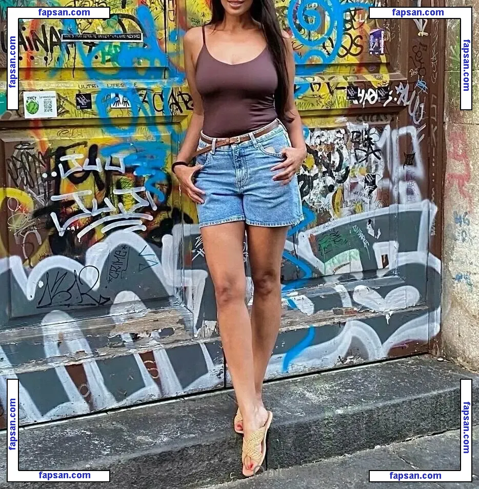 Amberjohal nude photo #0013 from OnlyFans