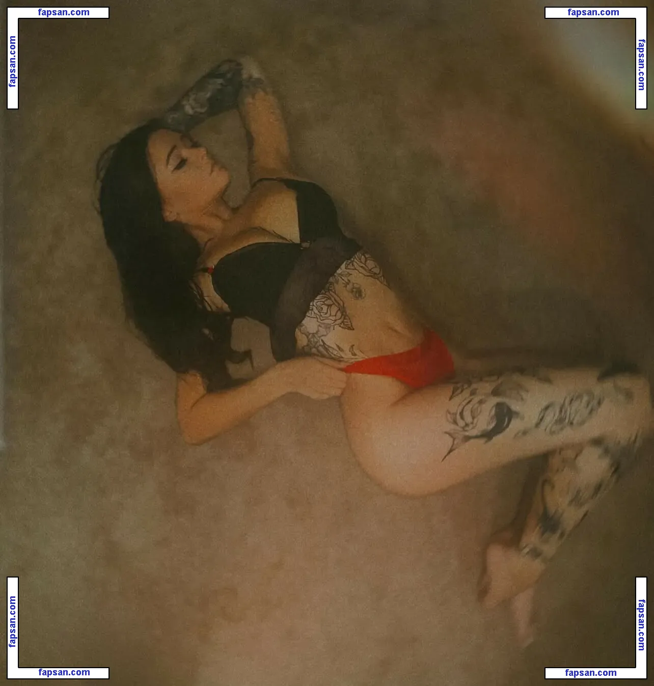 Amberlynnwhite nude photo #0007 from OnlyFans