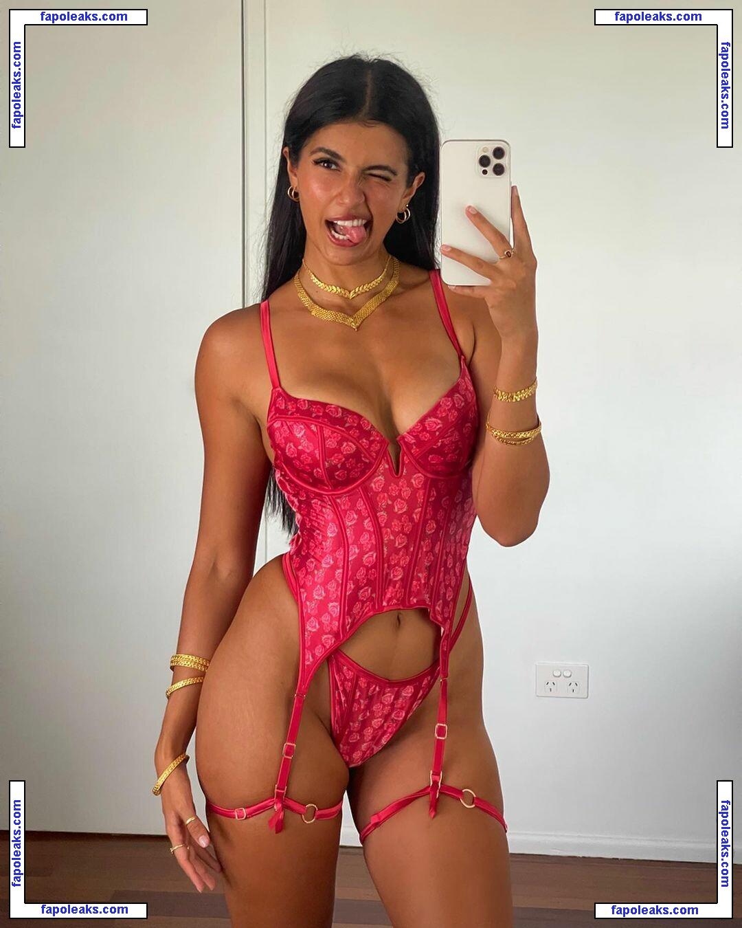 Ambraguiotto nude photo #0019 from OnlyFans