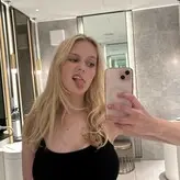 Ambsjadie голая #0019