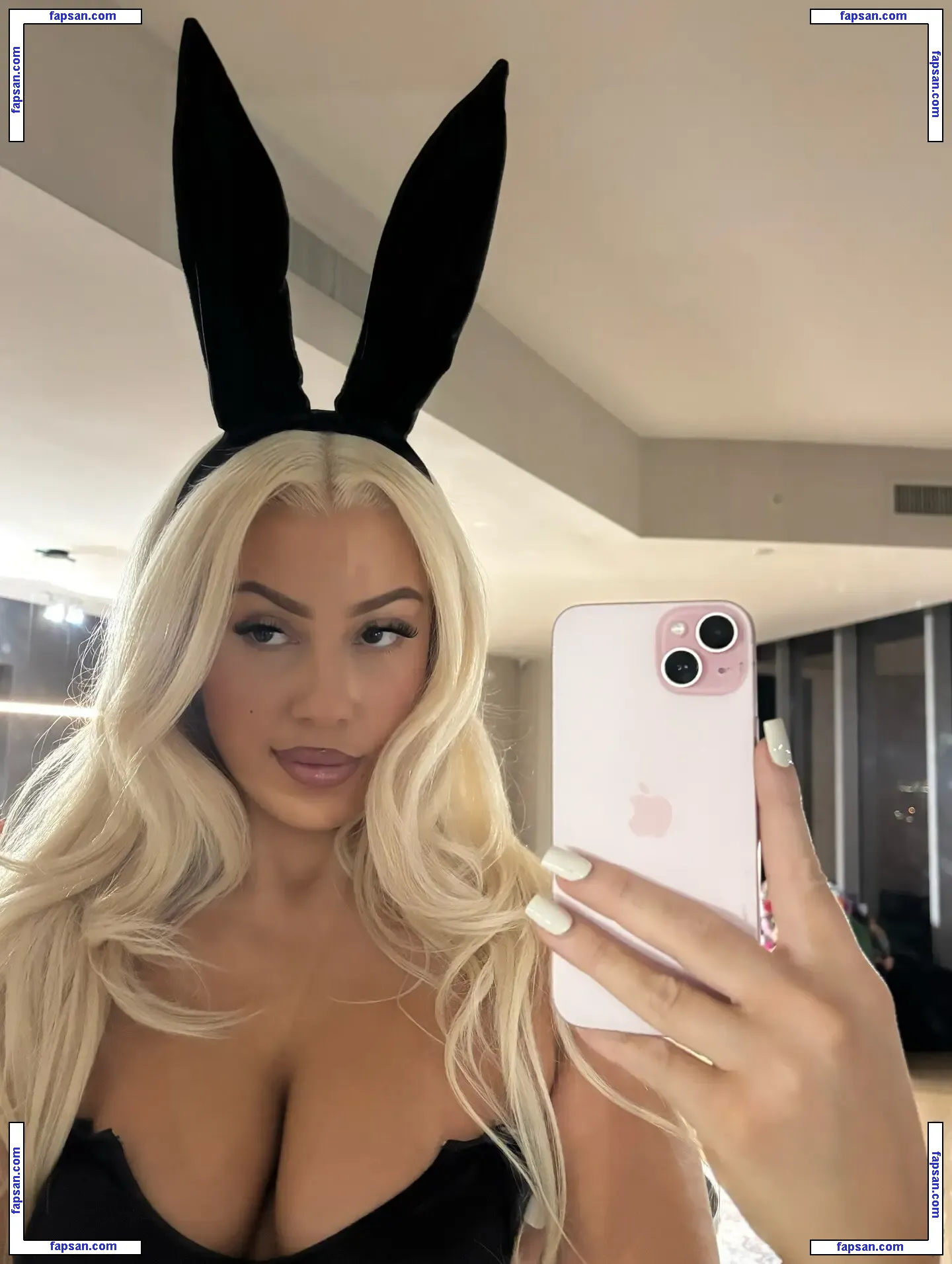 Amelaomore голая фото #0048 с Онлифанс