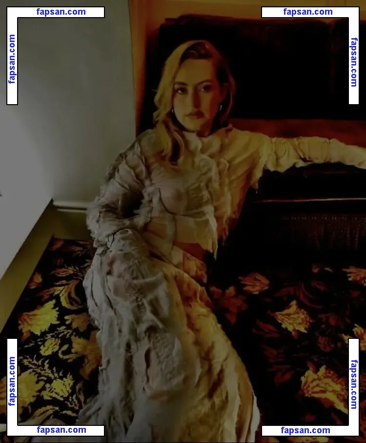 Amelia Dimoldenberg nude photo #0290 from OnlyFans