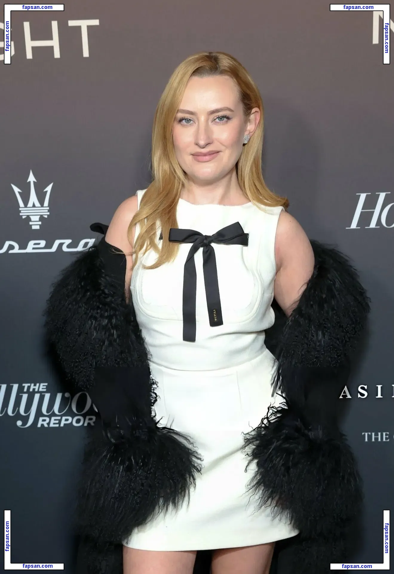 Amelia Dimoldenberg голая фото #0299 с Онлифанс