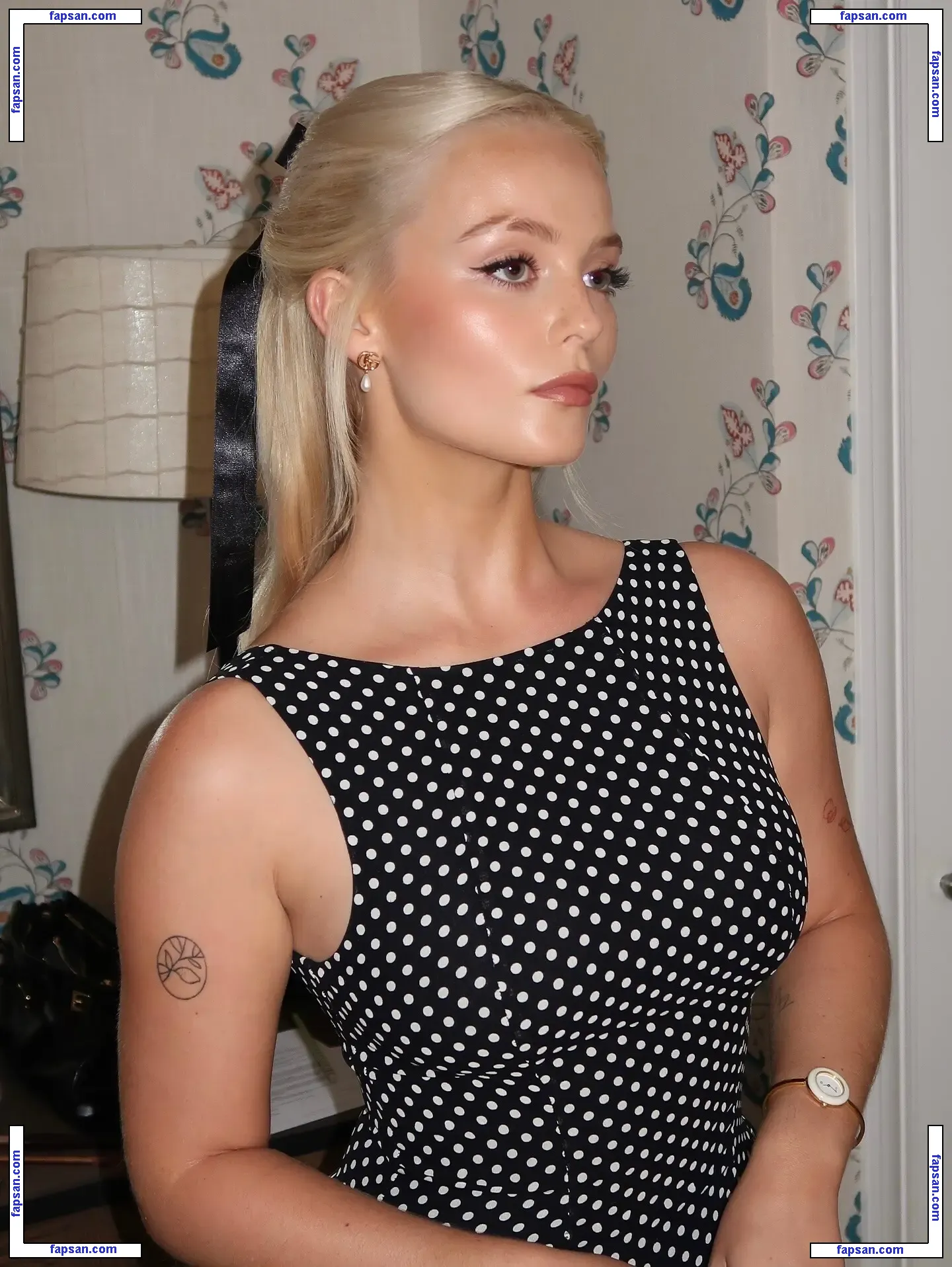 Amelia Eve Gibson nude photo #0125 from OnlyFans