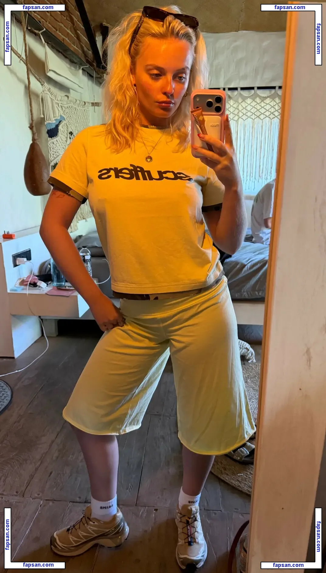 Amelia Eve Gibson nude photo #0140 from OnlyFans