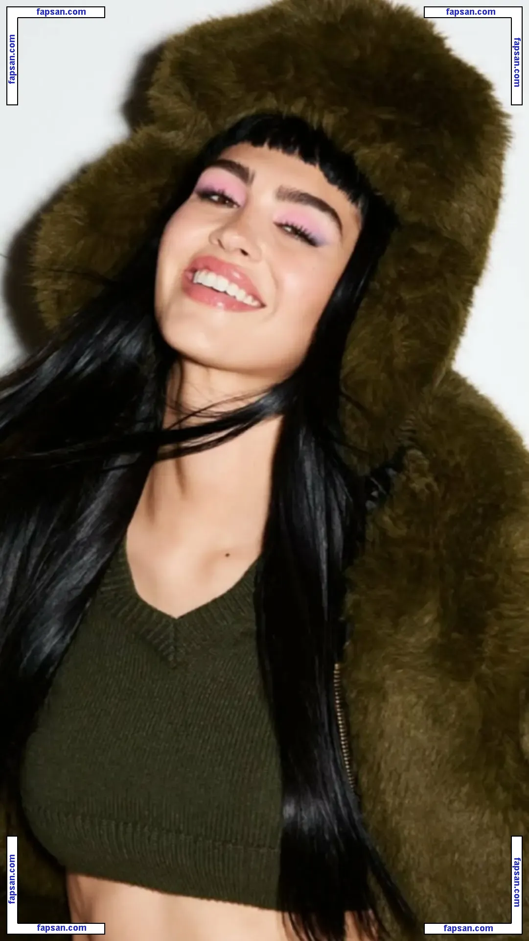 Amelia Gray Hamlin голая фото #0129 с Онлифанс