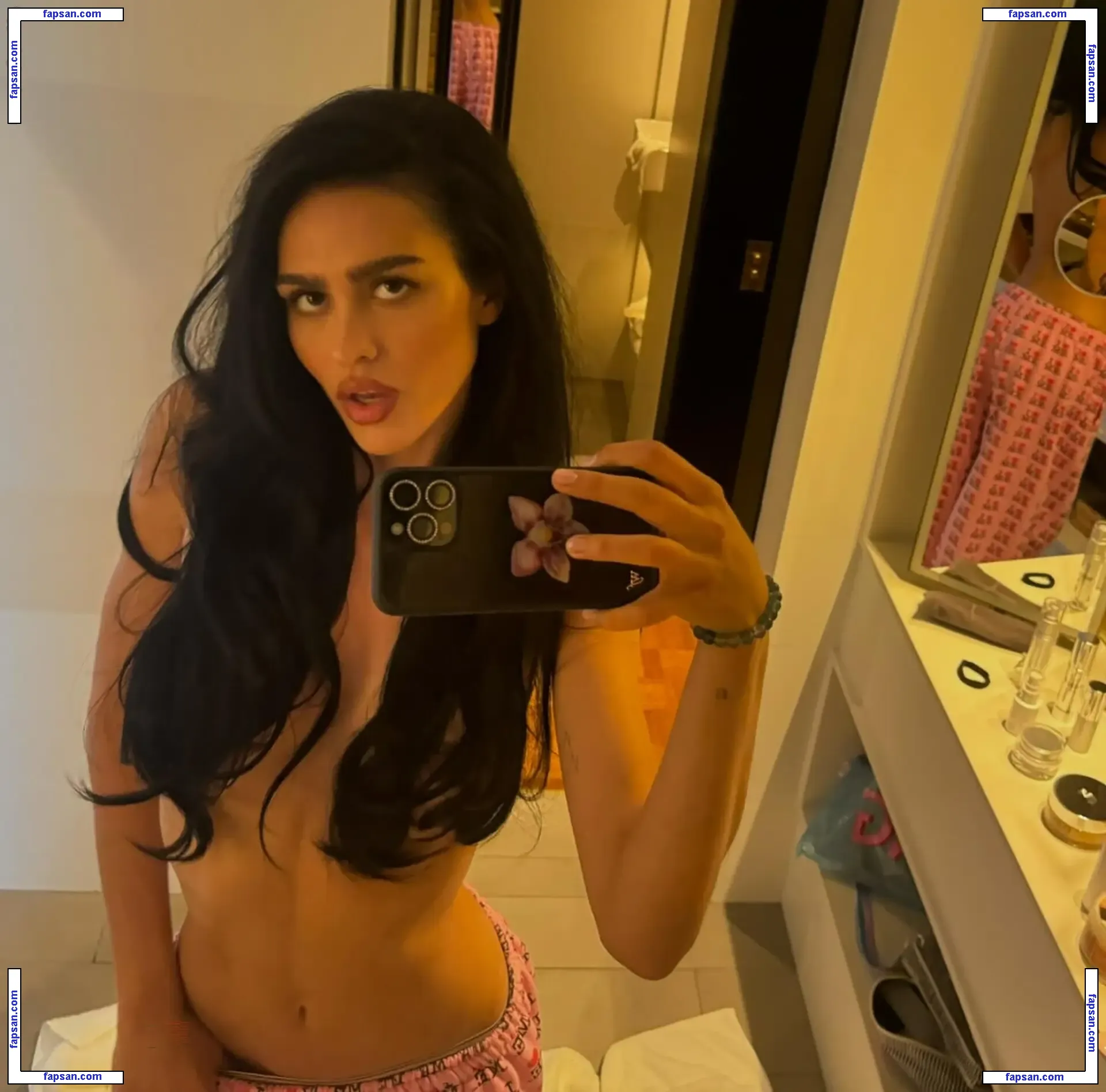 Amelia Gray nude photo #0003 from OnlyFans