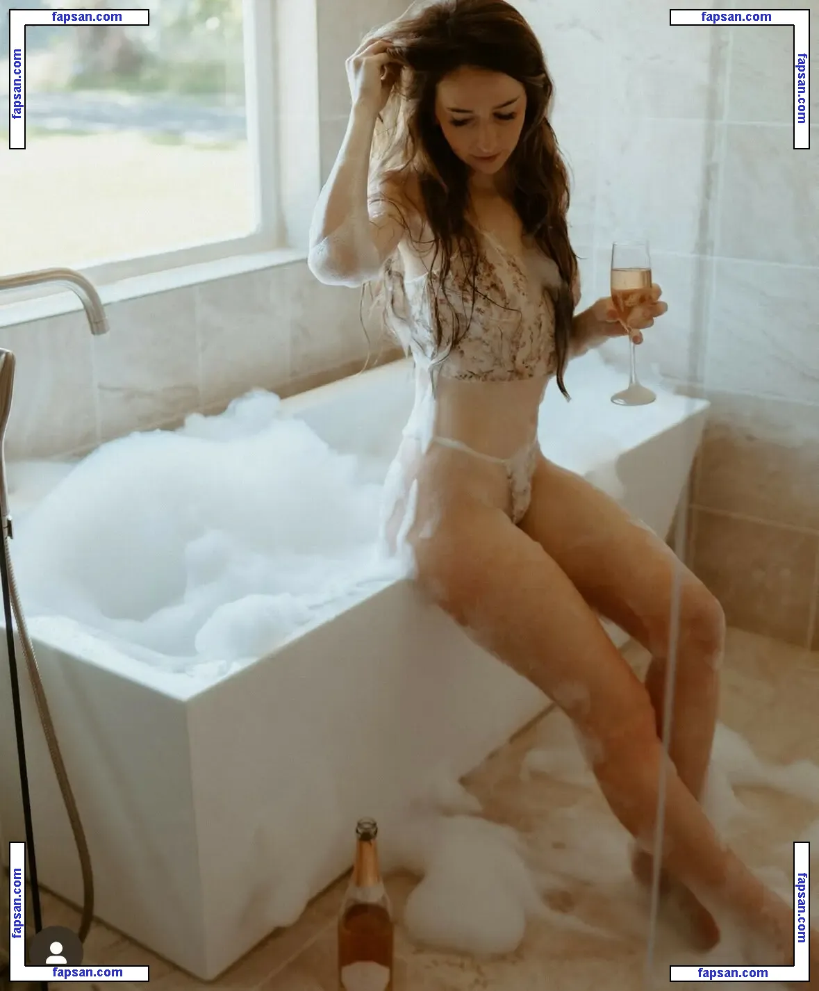 Amelia Samson nude photo #0013 from OnlyFans