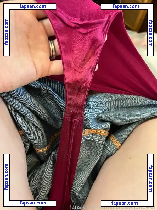 ameliaraewildflower голая фото #0005 с Онлифанс