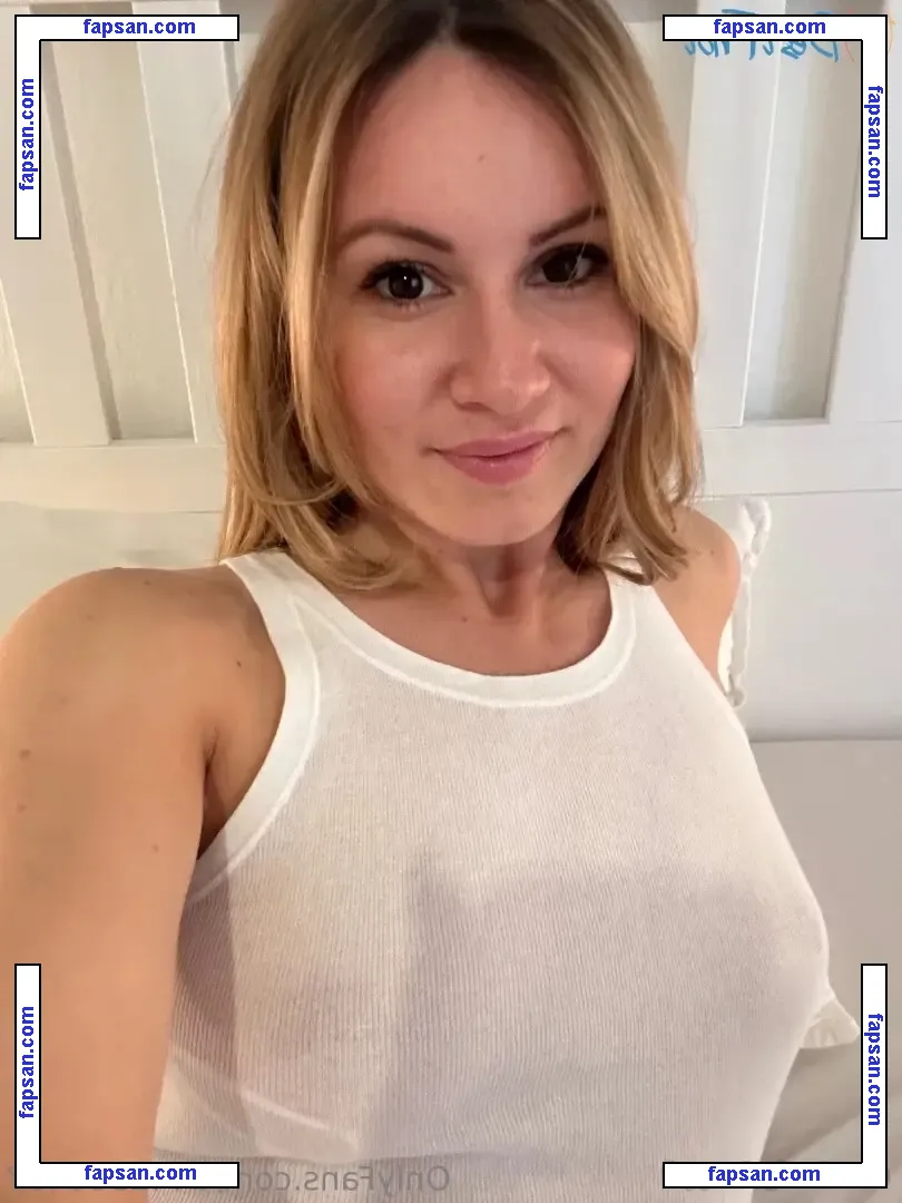 ameliasworldd голая фото #0014 с Онлифанс