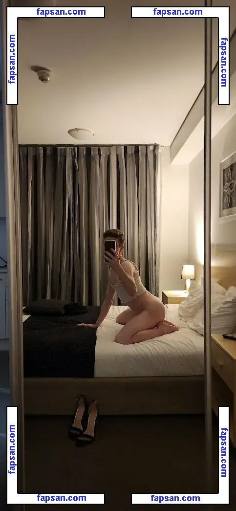 Amelie Aubrey nude photo #0011 from OnlyFans