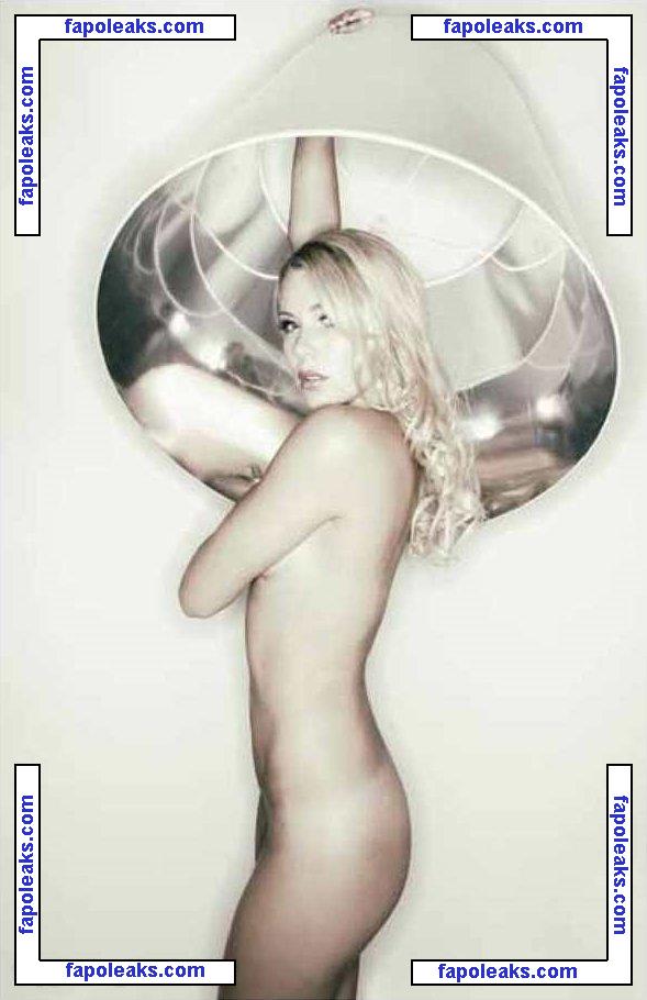 Amelie Klever голая фото #0023 с Онлифанс