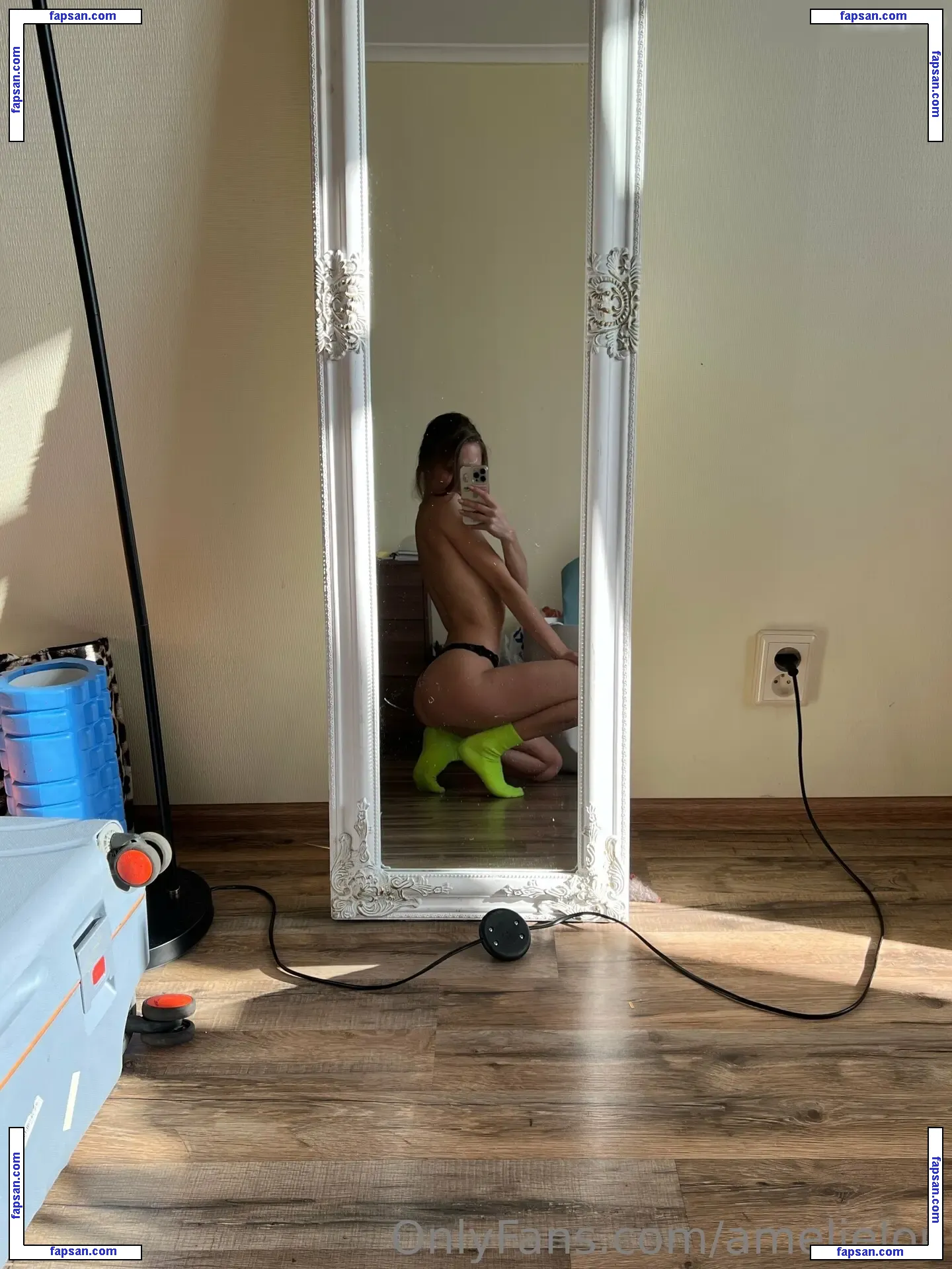 Amelie Lou nude photo #0201 from OnlyFans