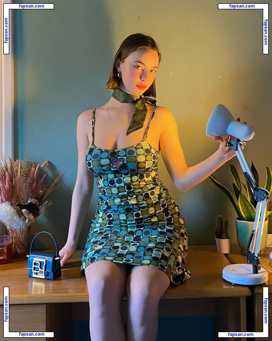 Amelie Manzoli nude photo #0008 from OnlyFans