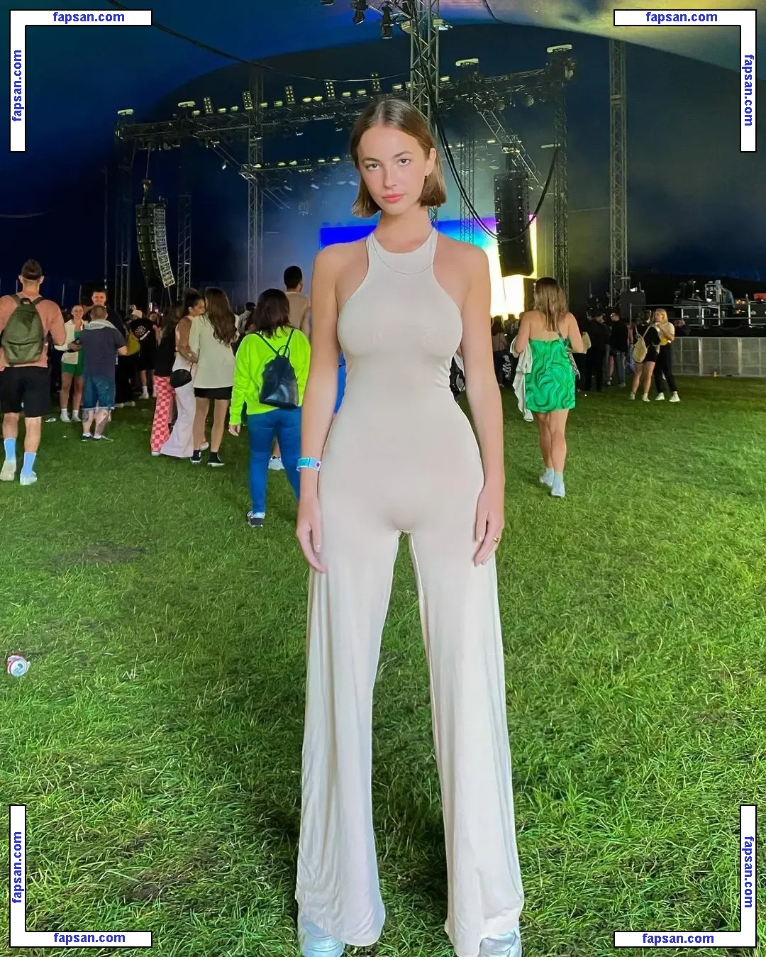 Amelie Manzoli nude photo #0066 from OnlyFans