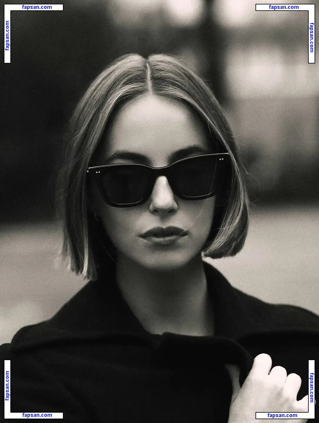 Amelie Manzoli nude photo #0389 from OnlyFans