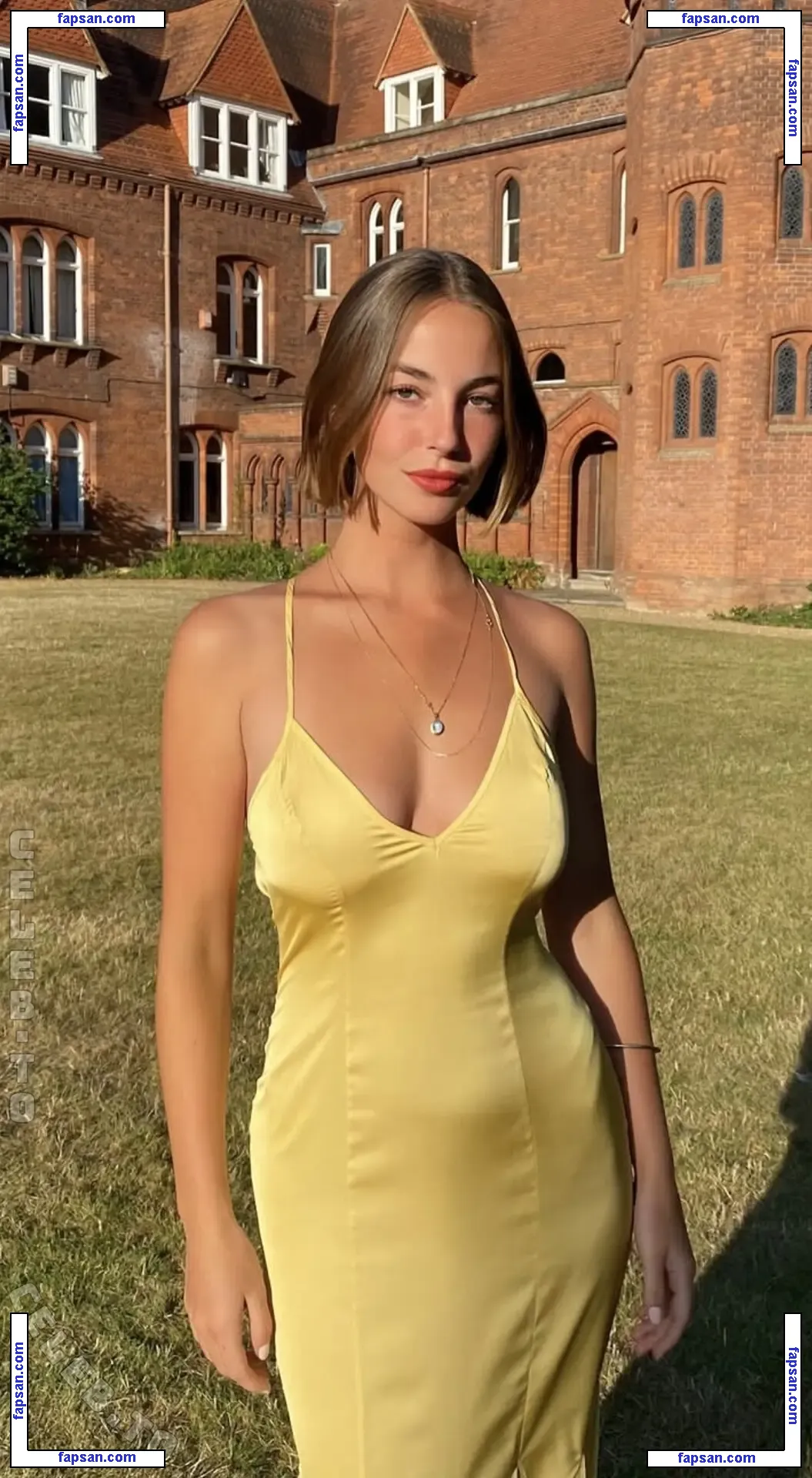 Amelie Manzoli nude photo #0397 from OnlyFans