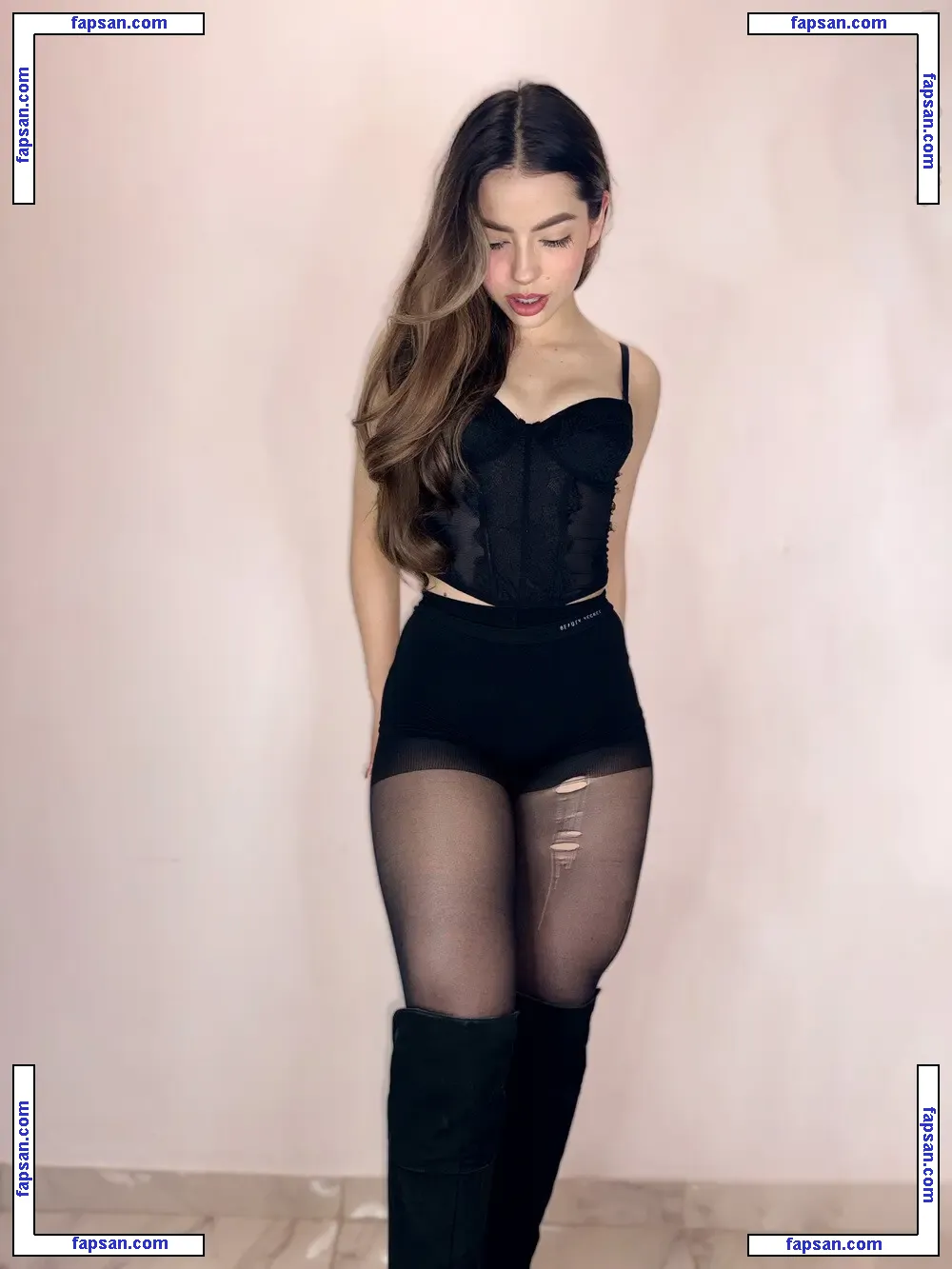 amevs098 nude photo #0059 from OnlyFans