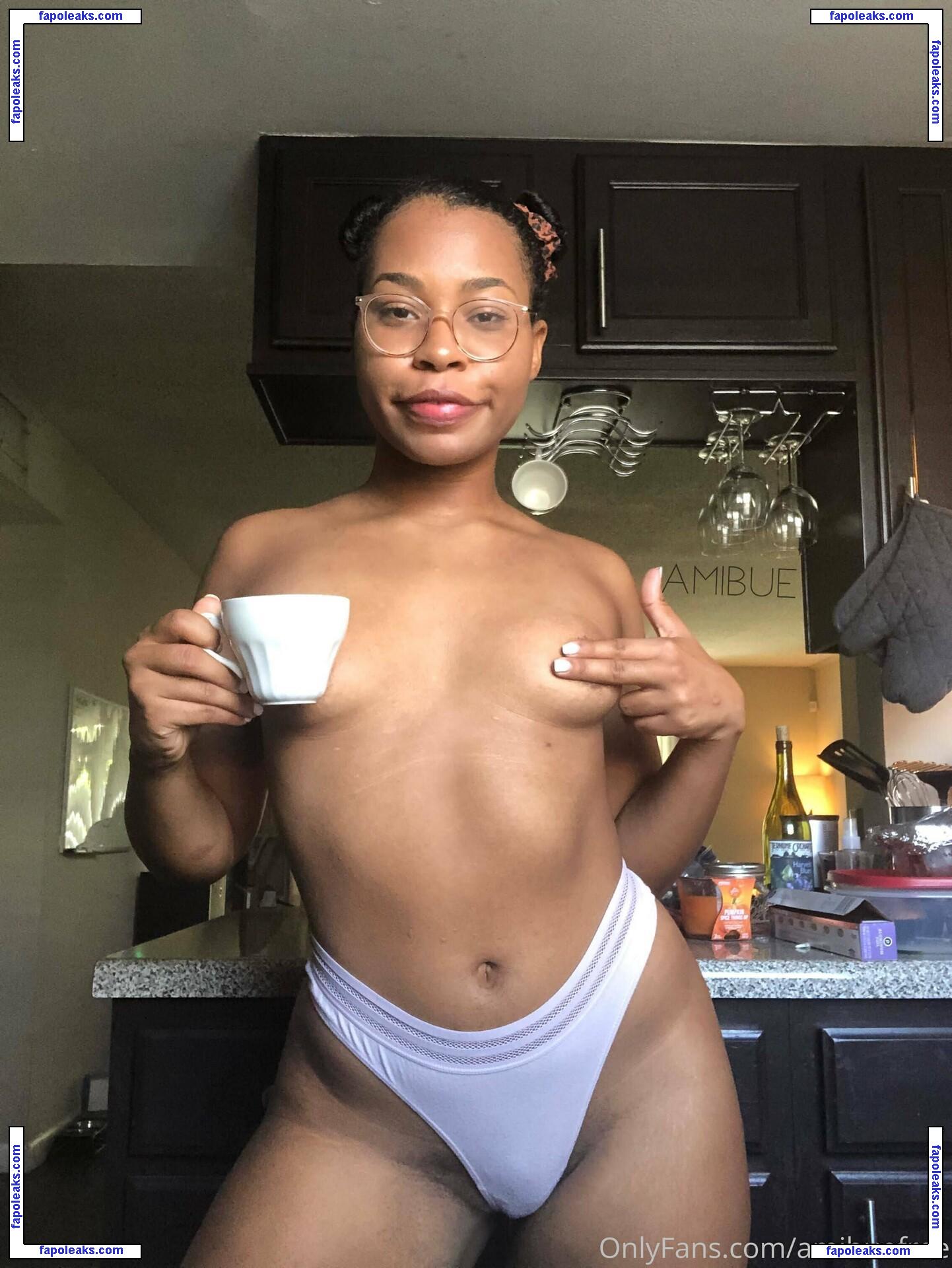 amibuefree / realamibue nude photo #0024 from OnlyFans
