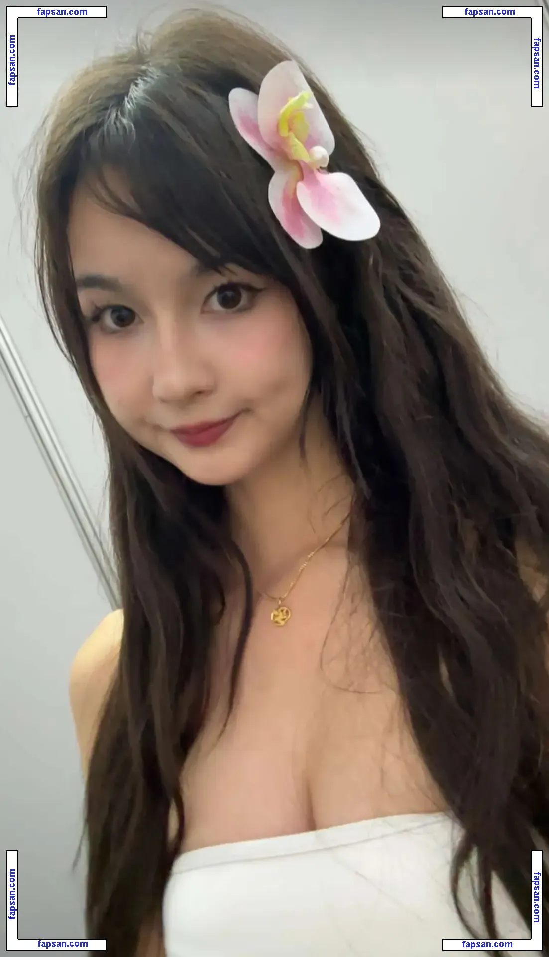 Amiechikin nude photo #0147 from OnlyFans