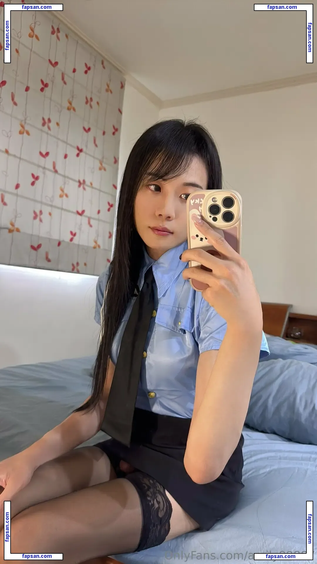 amily99887 nude photo #0013 from OnlyFans