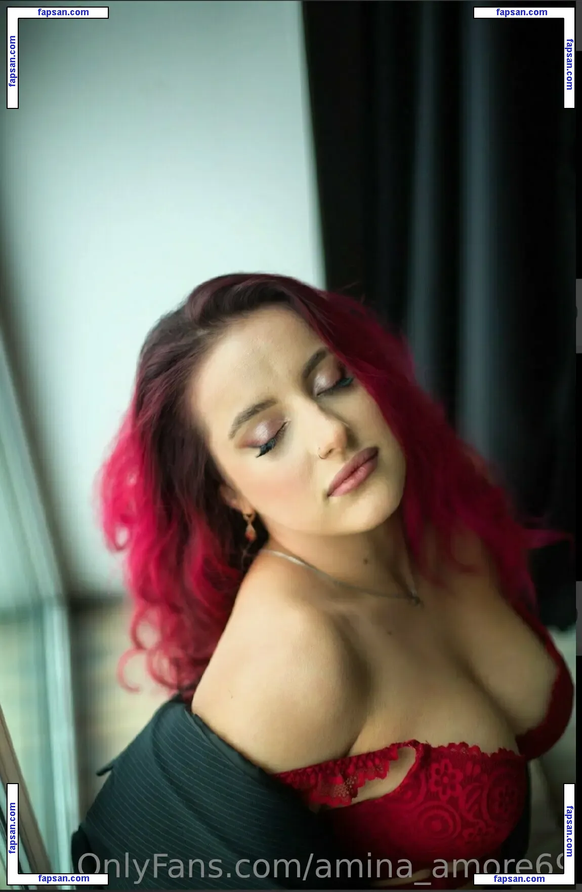 amina_amore69 nude photo #0007 from OnlyFans