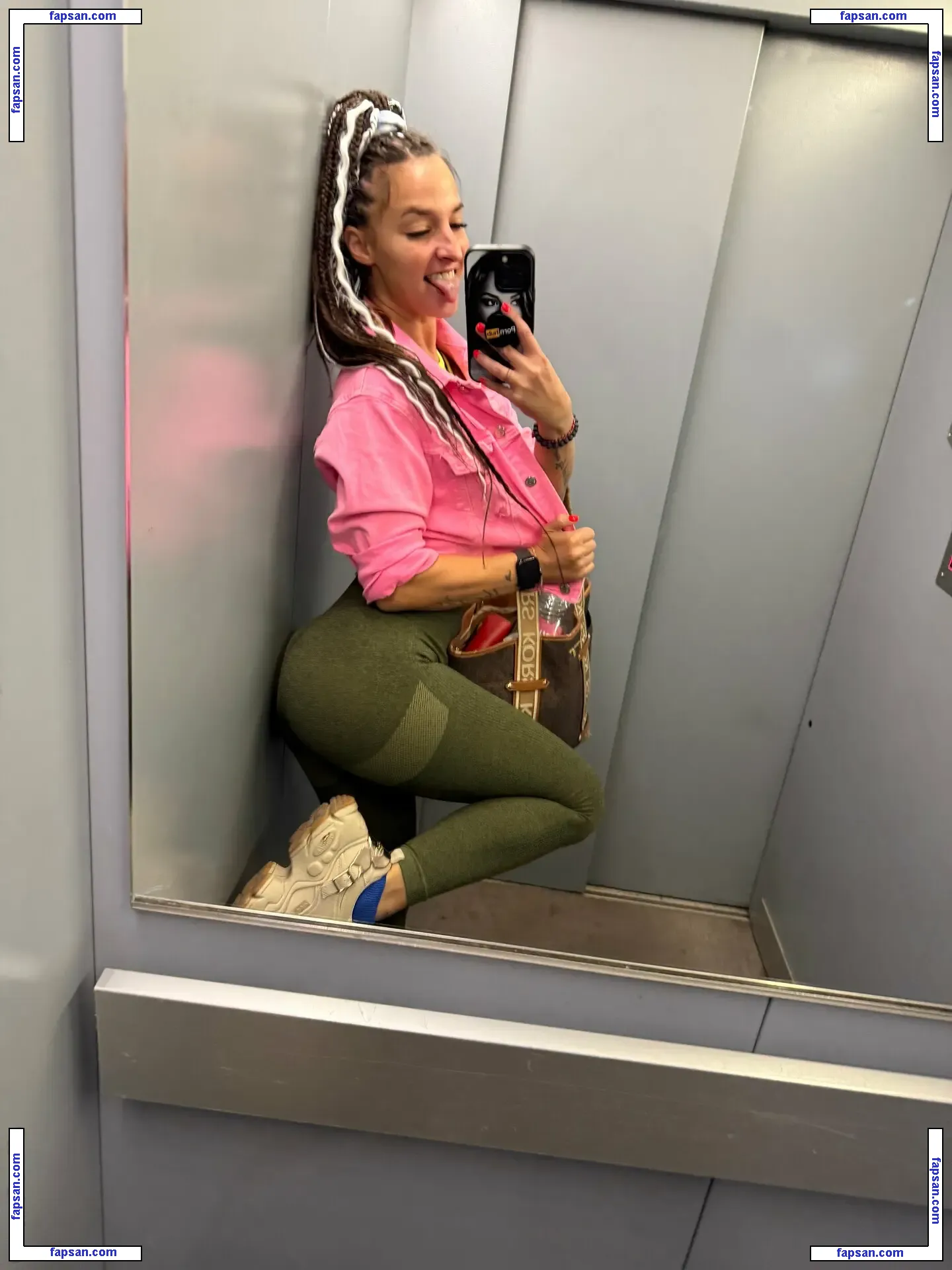 amirahadarax nude photo #0009 from OnlyFans