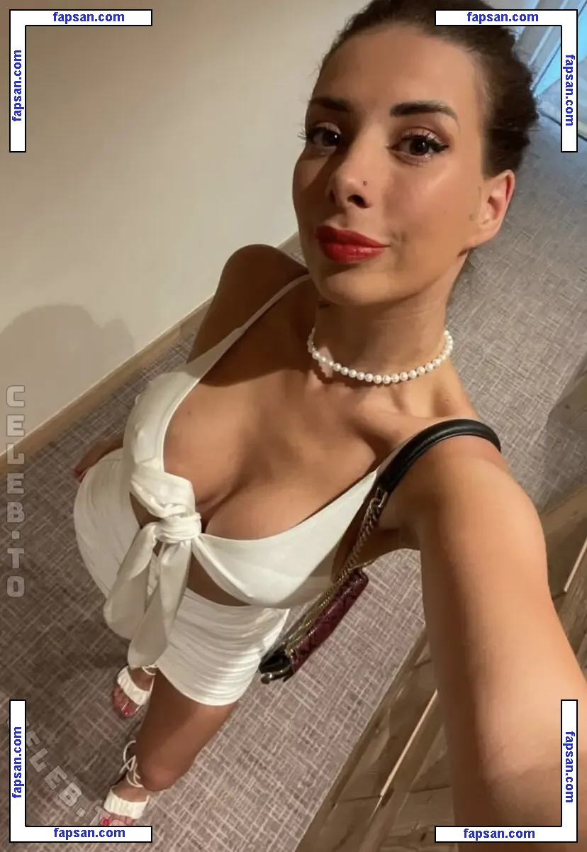 _amk696 nude photo #0004 from OnlyFans