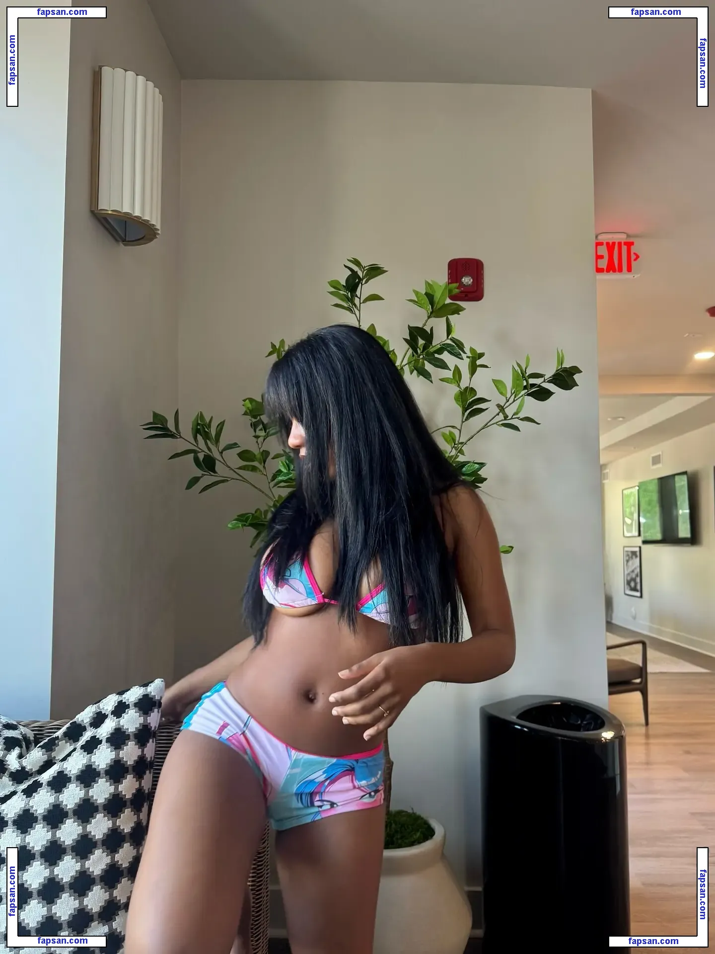 Ammiroseeee nude photo #0002 from OnlyFans