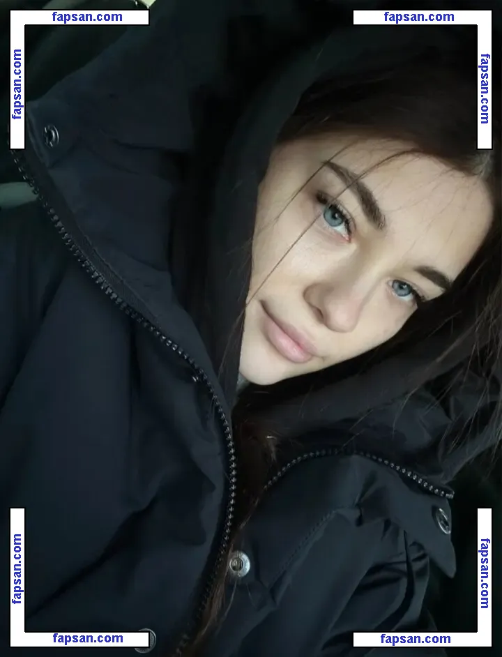 AmoreKiwik nude photo #0017 from OnlyFans