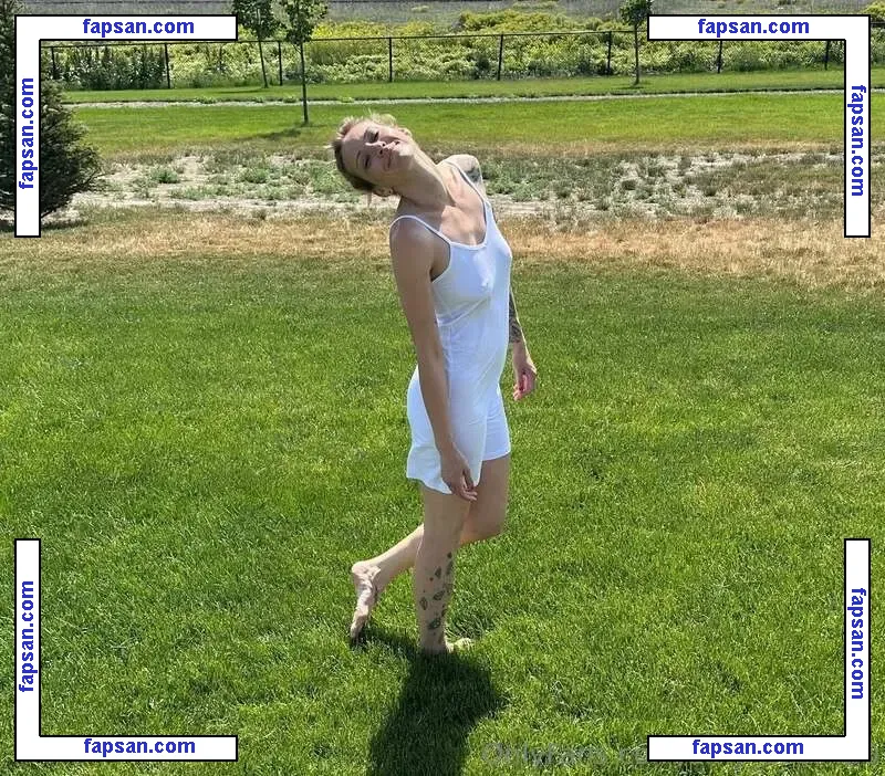 amy_bear420 nude photo #0006 from OnlyFans
