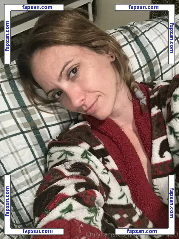 amy_bear420 nude photo #0015 from OnlyFans